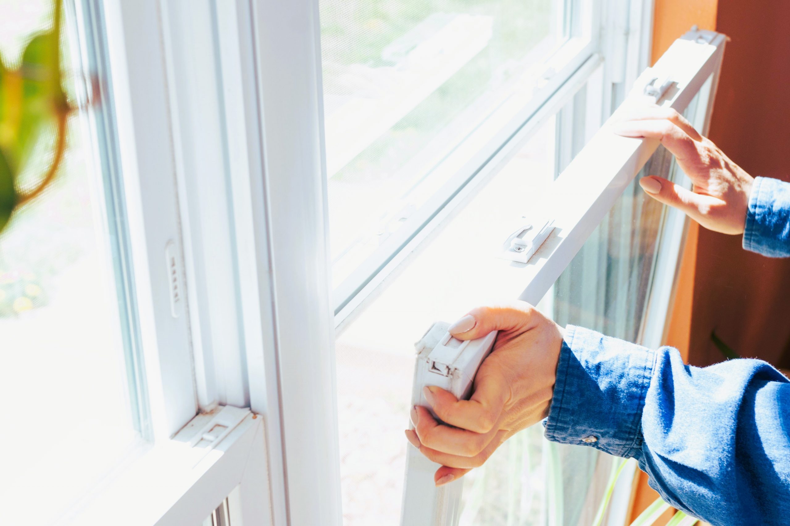 How to Properly Adjust Plastic Windows for Smooth Operation