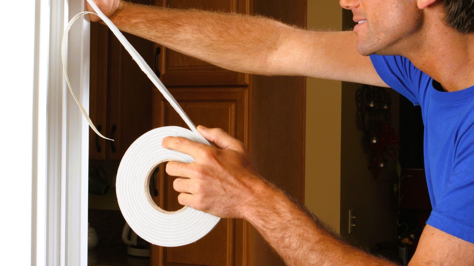 The Role of Weather Stripping in Enhancing Efficiency and Performance of Plastic Windows